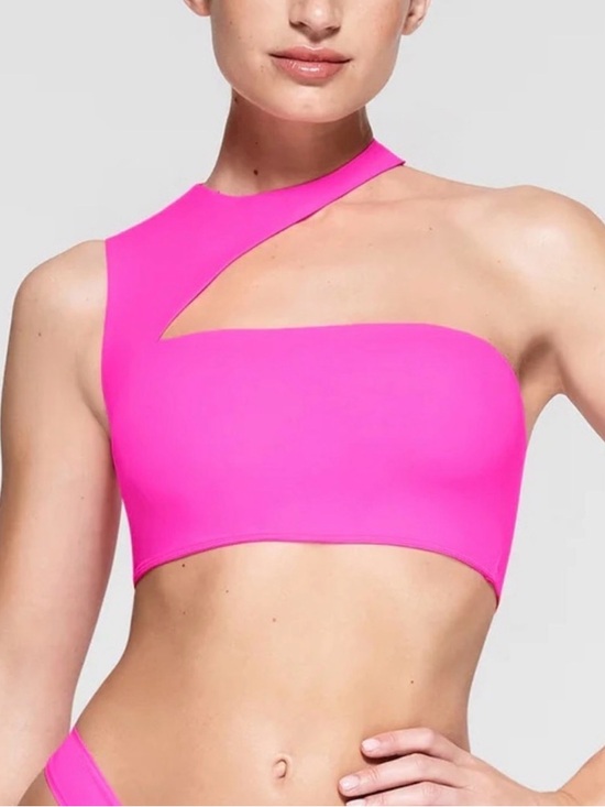 SKIMS Fits Everybody Cut Out Crop Top in Hot Pink 🩷 - Picture 2 of 4
